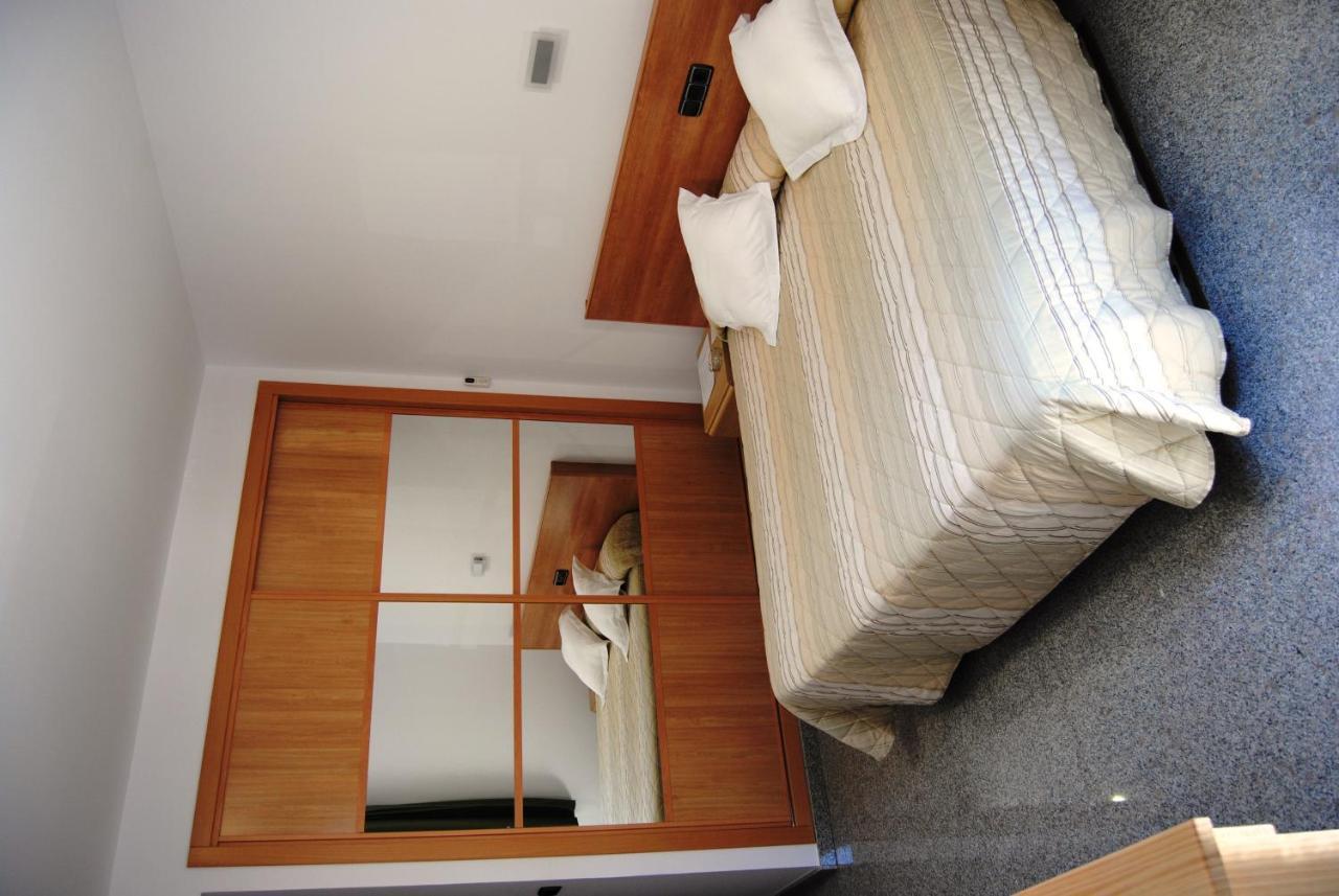 Hotel Albanta La Lantejuela المظهر الخارجي الصورة