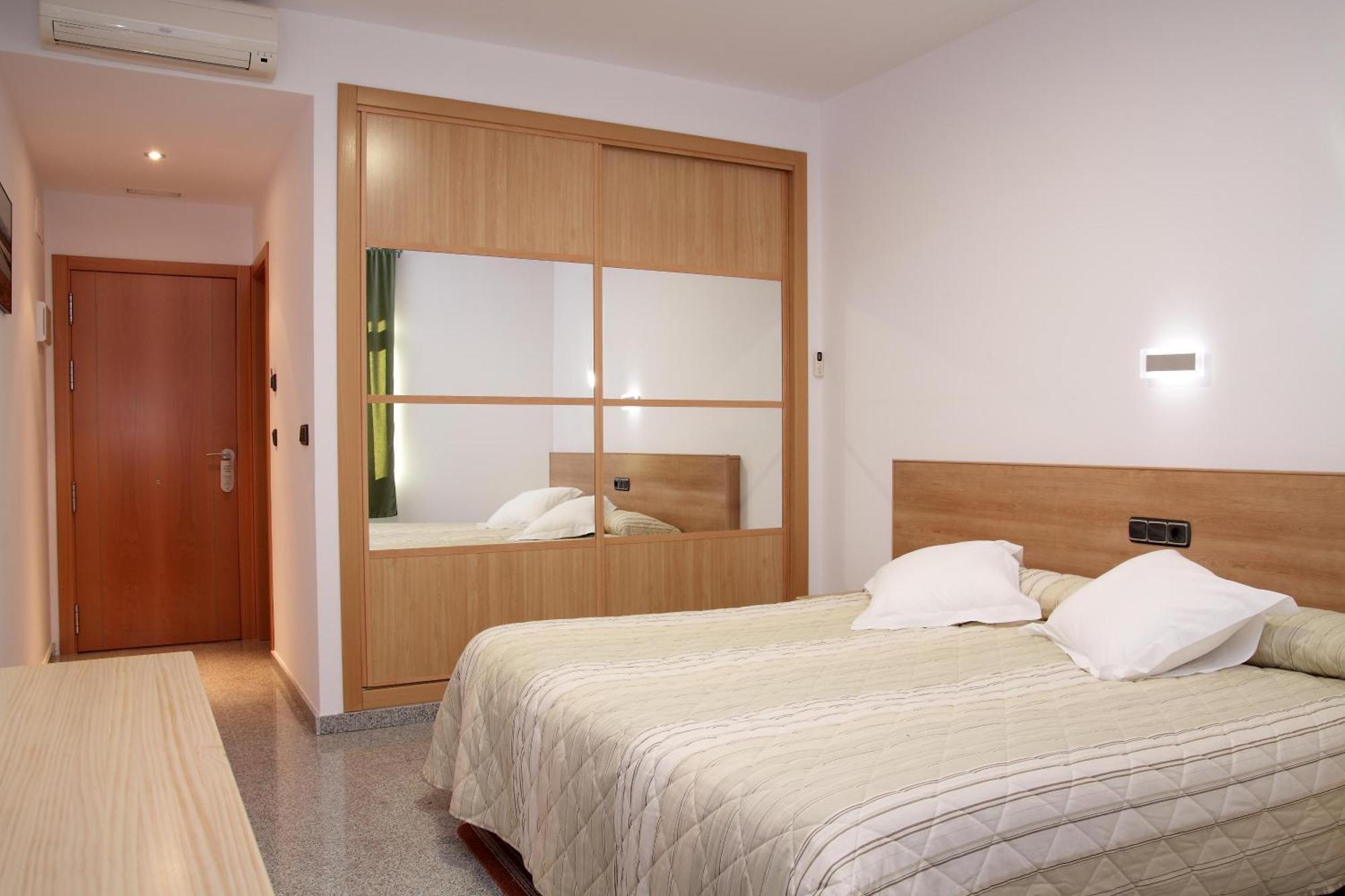Hotel Albanta La Lantejuela المظهر الخارجي الصورة