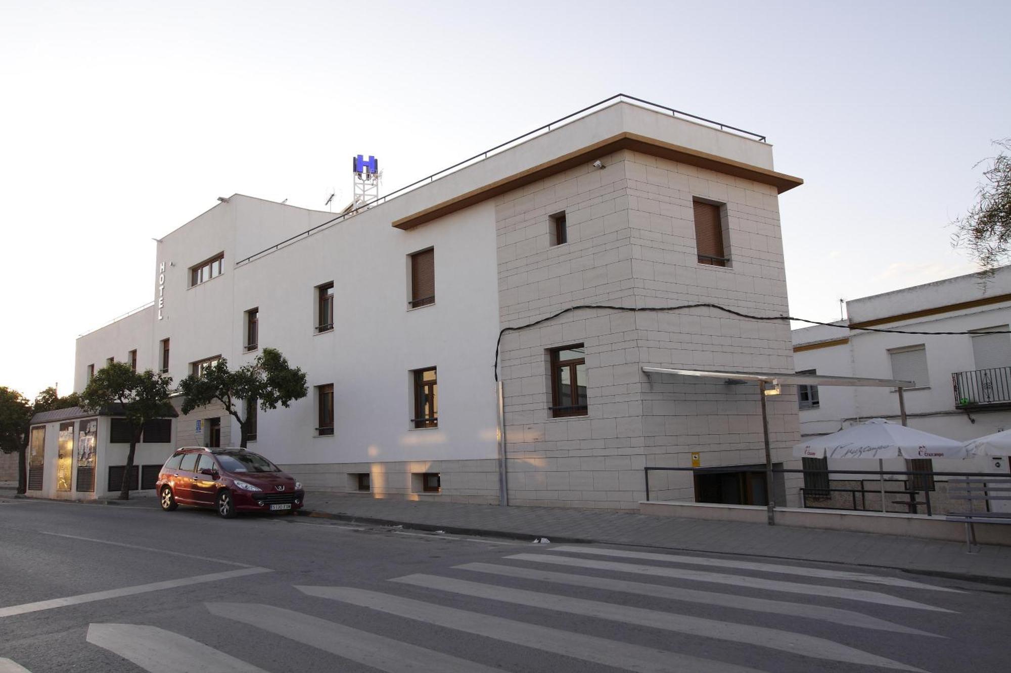 Hotel Albanta La Lantejuela المظهر الخارجي الصورة