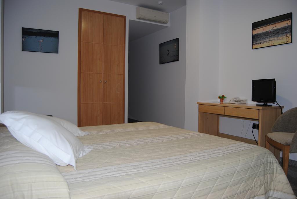 Hotel Albanta La Lantejuela المظهر الخارجي الصورة